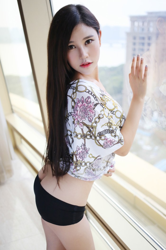 一代玉女楚楚圆润美乳白嫩肌肤迷人(图8)