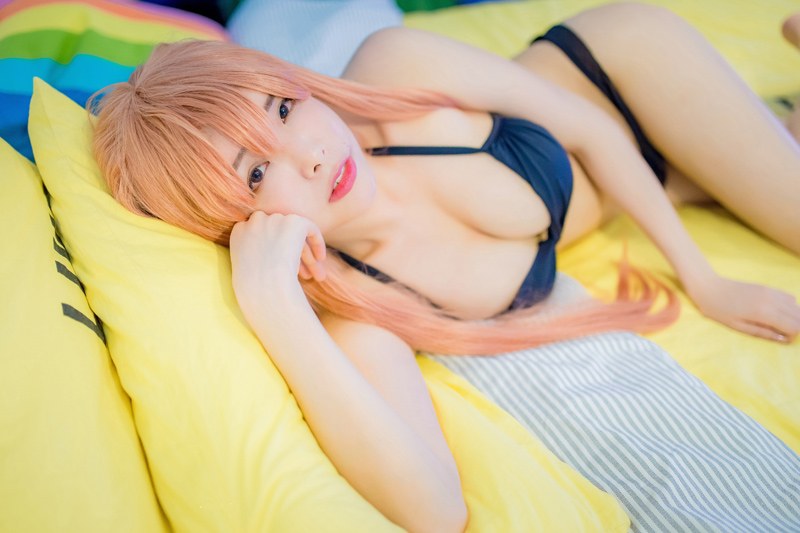 性感尤物夏小秋cosplay秀白嫩豪乳(图41)