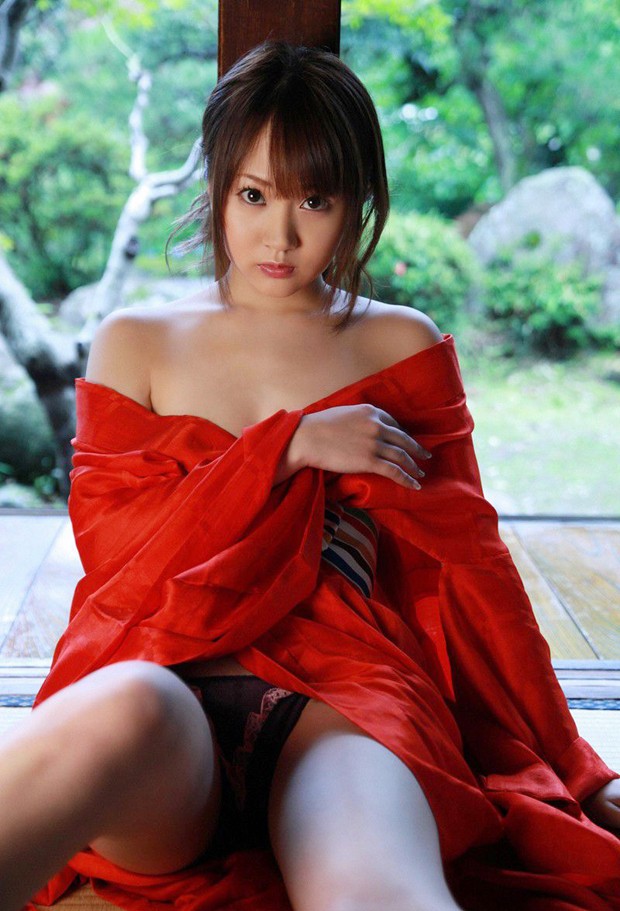 绝色性感女郎滨田翔子写真图片(图1)